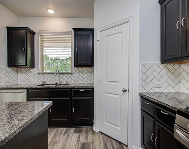 3730 Bach Street - Photo Thumbnail 15