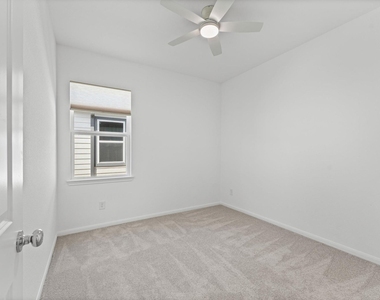 8006 Magnolia Praire Lane - Photo Thumbnail 19
