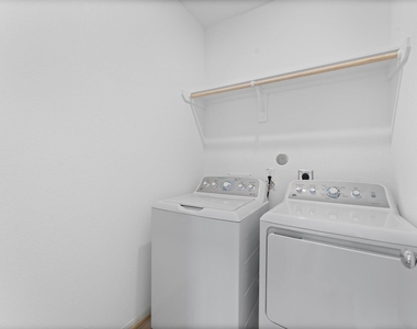 8006 Magnolia Praire Lane - Photo Thumbnail 11