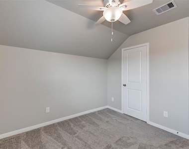 11792 Whirlaway Drive - Photo Thumbnail 36