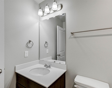 11792 Whirlaway Drive - Photo Thumbnail 44