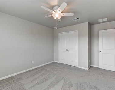 11792 Whirlaway Drive - Photo Thumbnail 41