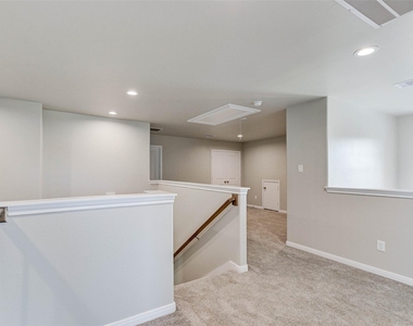 11792 Whirlaway Drive - Photo Thumbnail 33