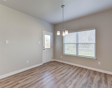 11792 Whirlaway Drive - Photo Thumbnail 20