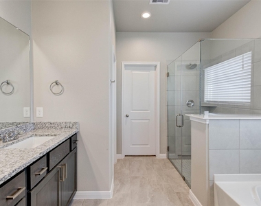 11792 Whirlaway Drive - Photo Thumbnail 27