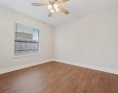 22 Wimberly Way - Photo Thumbnail 8