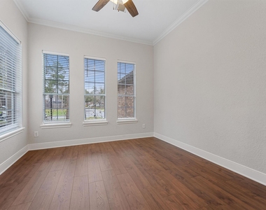 22 Wimberly Way - Photo Thumbnail 4