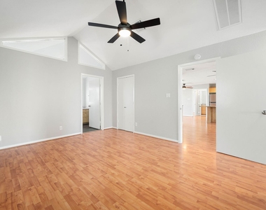 1264 Blue Heron Street - Photo Thumbnail 15