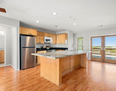 1264 Blue Heron Street - Photo Thumbnail 9