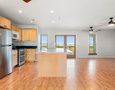 1264 Blue Heron Street - Photo Thumbnail 8