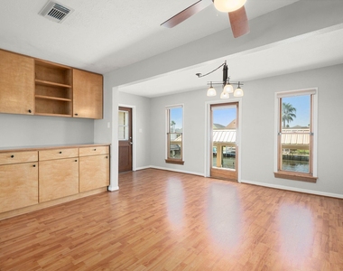 1264 Blue Heron Street - Photo Thumbnail 6