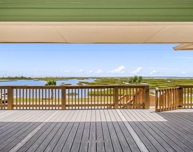 1264 Blue Heron Street - Photo Thumbnail 10