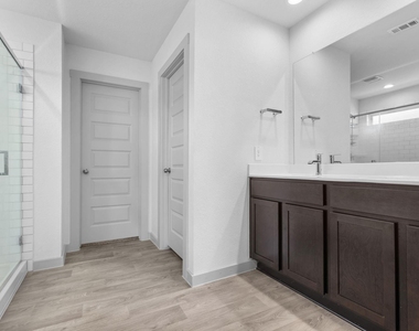 14527 Rain Tree Drive - Photo Thumbnail 7