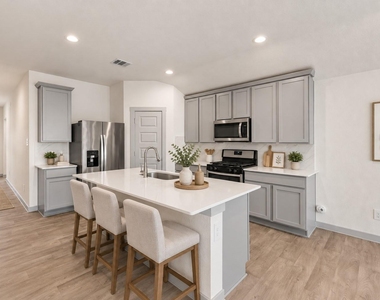14527 Rain Tree Drive - Photo Thumbnail 4