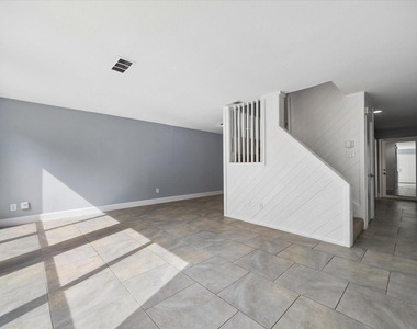 2313 Briarwest Boulevard - Photo Thumbnail 3