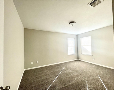 19135 S Whimsey Drive - Photo Thumbnail 14