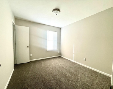 19135 S Whimsey Drive - Photo Thumbnail 9