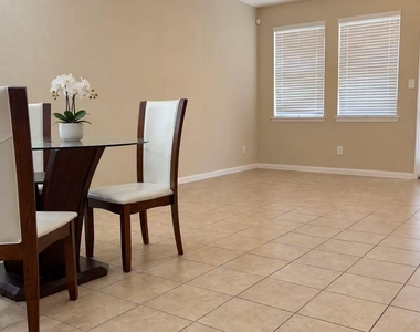 2311 Village Stone Court - Photo Thumbnail 6