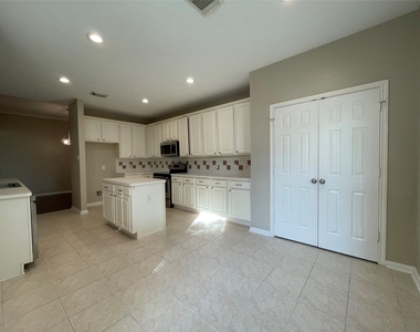 23738 River Place Drive - Photo Thumbnail 9