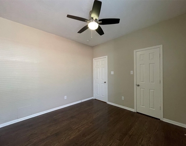 23738 River Place Drive - Photo Thumbnail 19