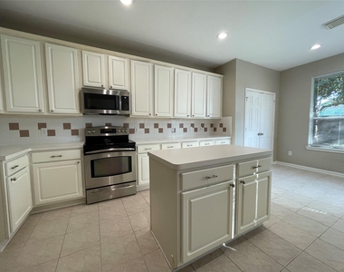 23738 River Place Drive - Photo Thumbnail 8
