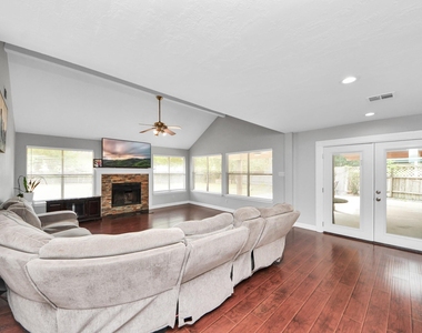 12303 Gambit Dr - Photo Thumbnail 13