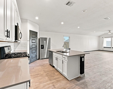 14602 Sweet Water Drive - Photo Thumbnail 7