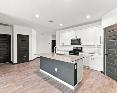 14602 Sweet Water Drive - Photo Thumbnail 9