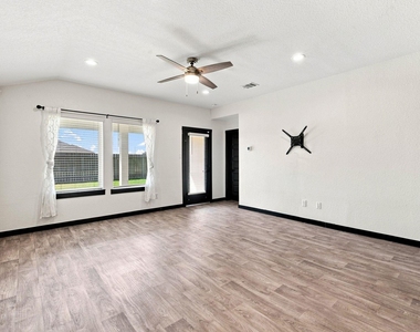14602 Sweet Water Drive - Photo Thumbnail 16