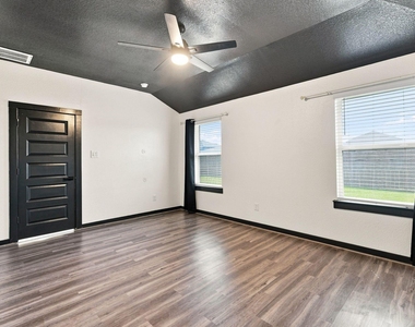 14602 Sweet Water Drive - Photo Thumbnail 21