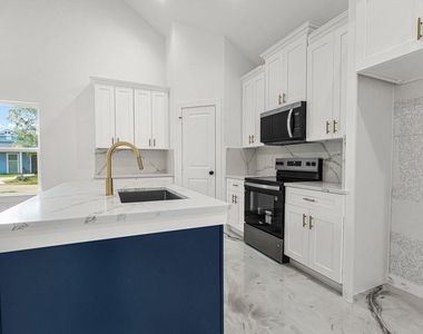 16740 E Ivanhoe - Photo Thumbnail 11