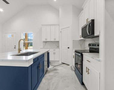 16740 E Ivanhoe - Photo Thumbnail 12