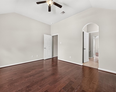 3927 Bowie Bend Lane - Photo Thumbnail 36