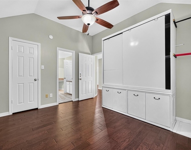 6311 Drake Elm Drive - Photo Thumbnail 35
