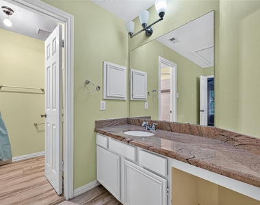 6311 Drake Elm Drive - Photo Thumbnail 31