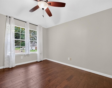 6311 Drake Elm Drive - Photo Thumbnail 34