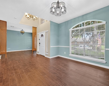6311 Drake Elm Drive - Photo Thumbnail 6