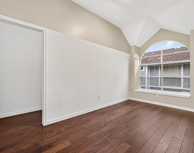 6311 Drake Elm Drive - Photo Thumbnail 27