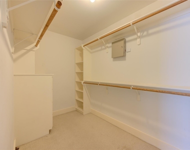 3604 Omeara Drive - Photo Thumbnail 34