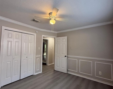 1042 Cascade Creek Drive - Photo Thumbnail 14