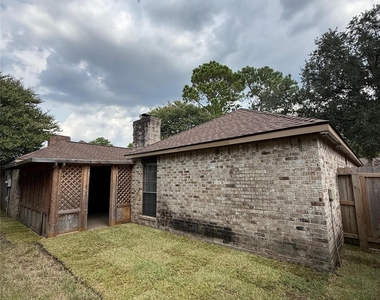 1042 Cascade Creek Drive - Photo Thumbnail 29