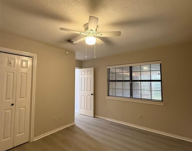 1042 Cascade Creek Drive - Photo Thumbnail 13
