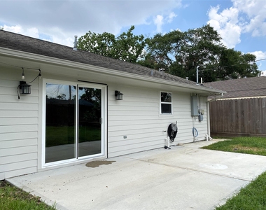 1818 Mill Creek Drive - Photo Thumbnail 20