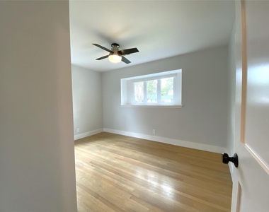 1818 Mill Creek Drive - Photo Thumbnail 14