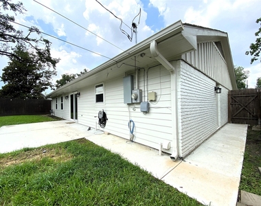 1818 Mill Creek Drive - Photo Thumbnail 21