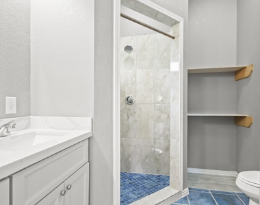 535 Corydon Drive - Photo Thumbnail 15