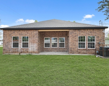 535 Corydon Drive - Photo Thumbnail 27