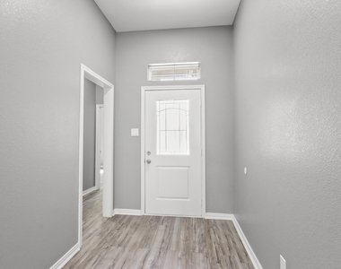 535 Corydon Drive - Photo Thumbnail 5