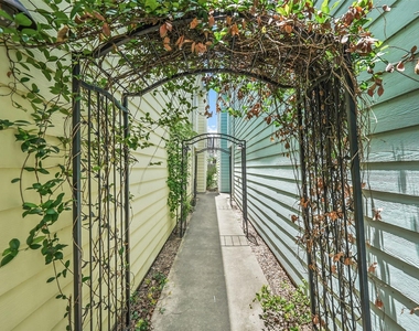1317 Prince Street - Photo Thumbnail 2