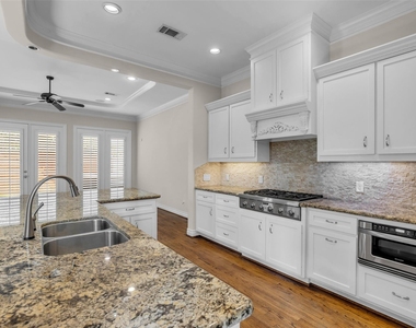 5114 Rose Street - Photo Thumbnail 2